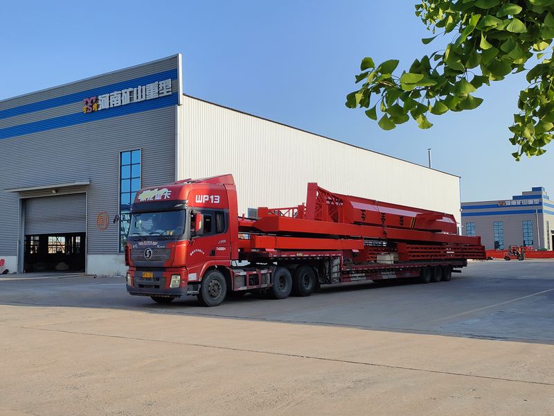 電動葫蘆門式起重機 2臺 MHxh10t—25m 外懸5/5m MHxh5t—23m 外懸4.5/4.5m 制作完成，發往青海交付客戶使用