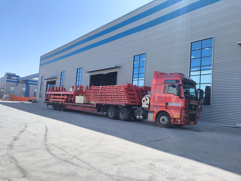 電動葫蘆門式起重機 4臺 MHxh10t—8m    2臺 MHxh5t—8m      2臺 制作完成，出口哈薩克斯坦交付客戶使用