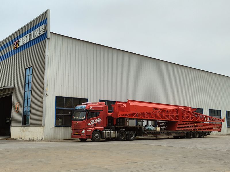 電動葫蘆門式起重機 2臺 MHxh10t—27m 制作完成，發往甘肅蘭州交付客戶使用